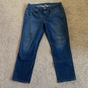 JLo cropped boyfriend mom jeans